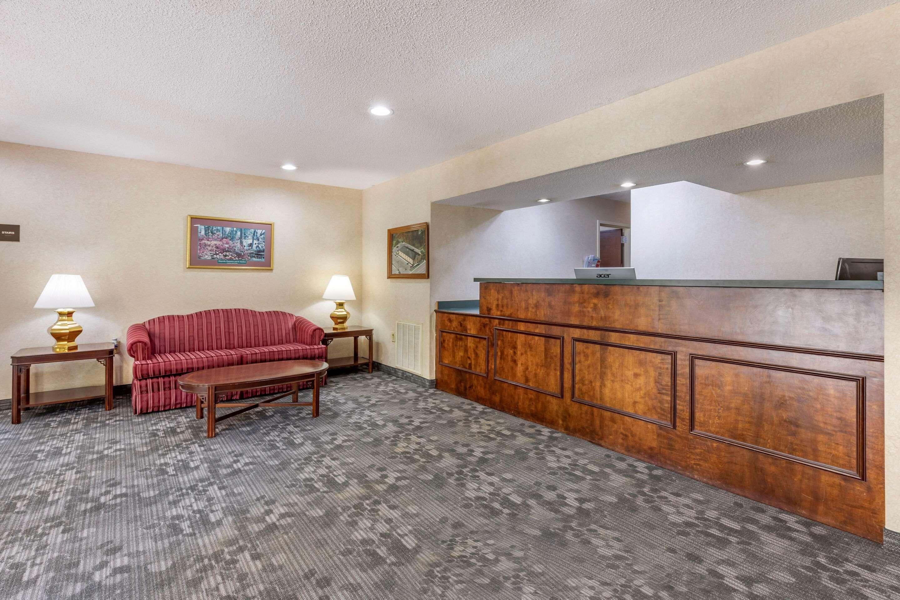 Econo Lodge St. Stephen Exterior foto
